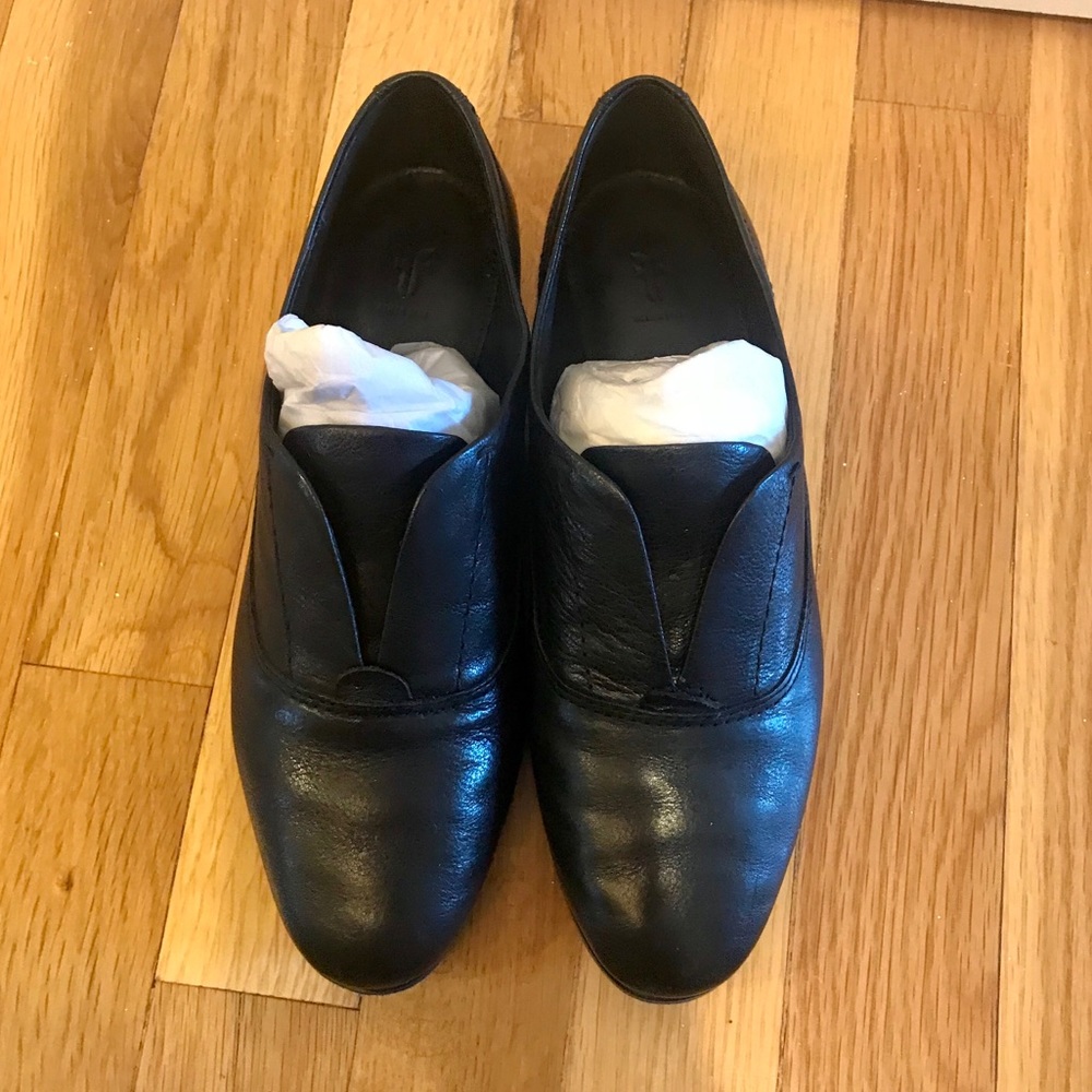 FRYE Terri Slip On Leather Loafers